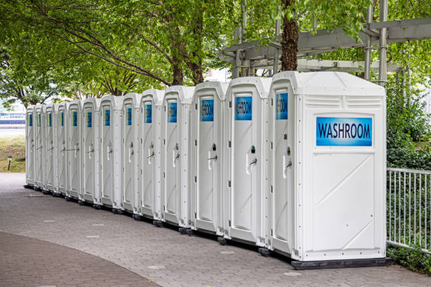 Best Luxury portable toilet rental  in Salem, OR